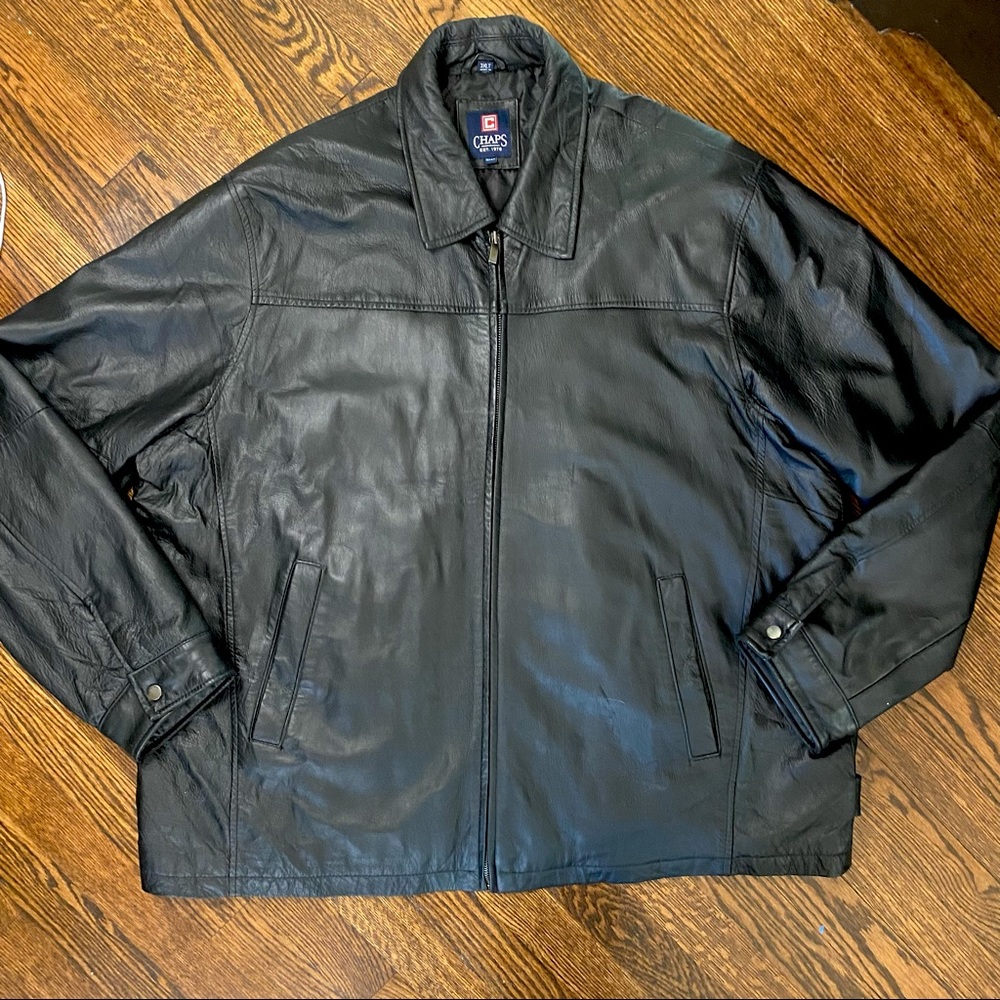Vintage 3X Chaps leather bomber jacket!